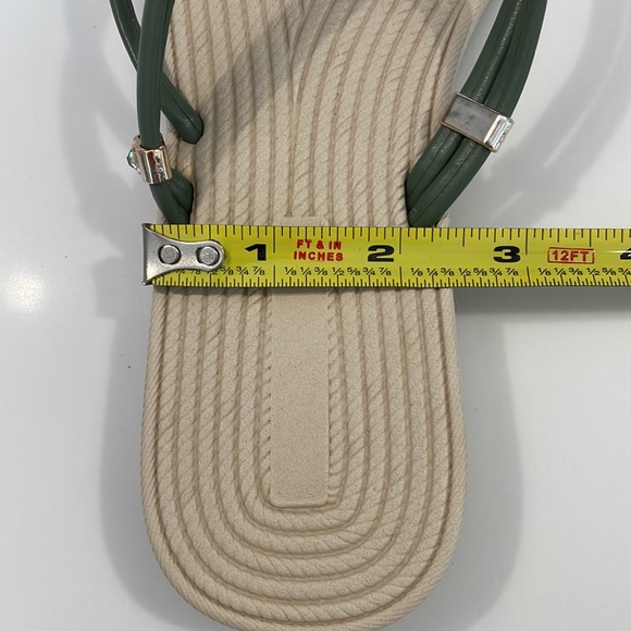 Super cute summer sandals with pineapple decoration - Picture 4 of 10